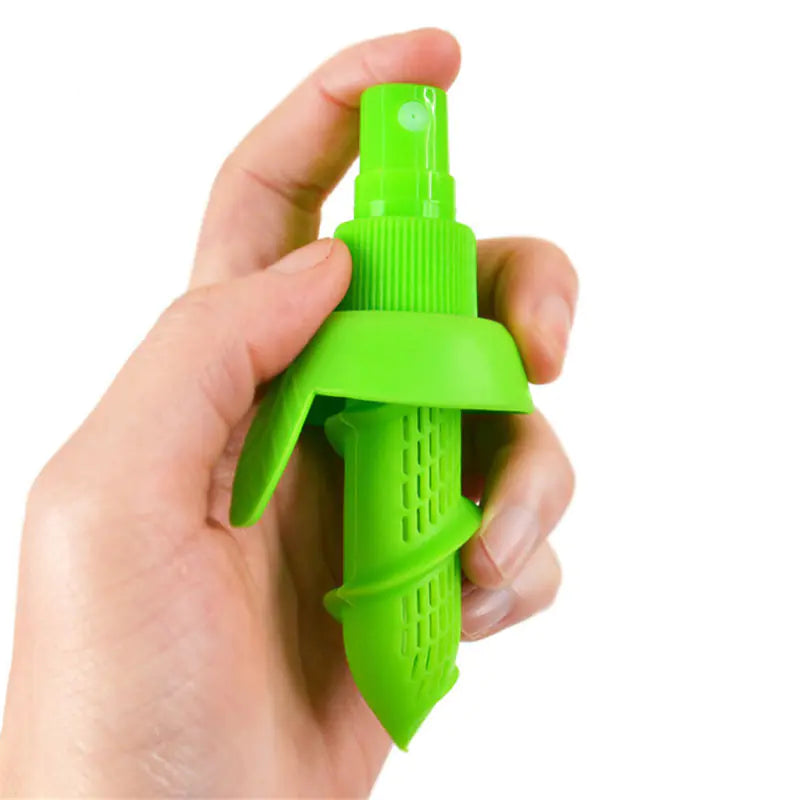 Creative Kitchen Manual Lemon Juicer Spray Bottle