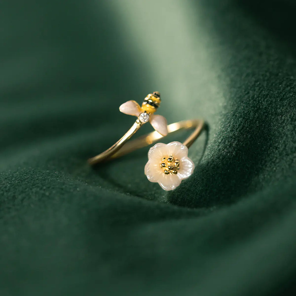 925 Silver Bee Shell Ring for Women