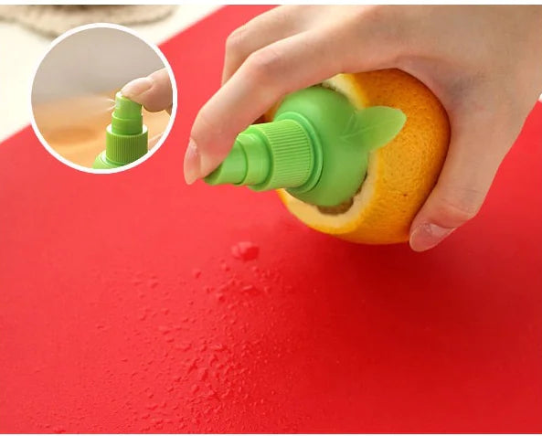 Creative Kitchen Manual Lemon Juicer Spray Bottle